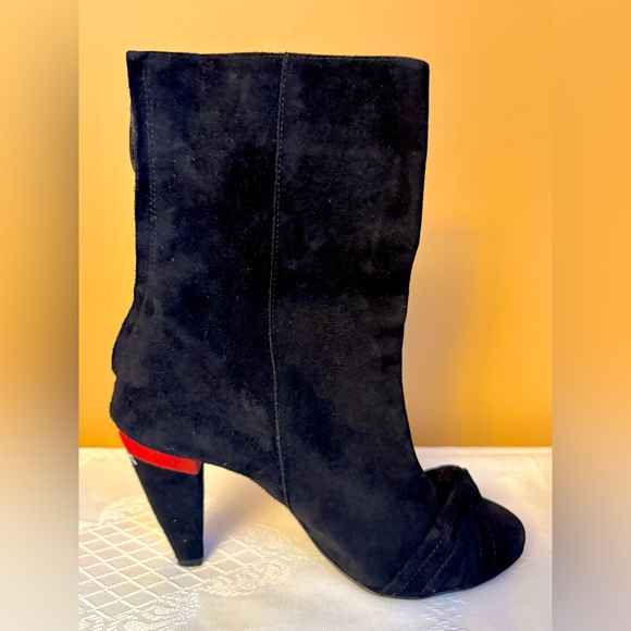 Costume National CNC Black High Heel Suede Booties - size 40, US 9.5 - Picture 8 of 17